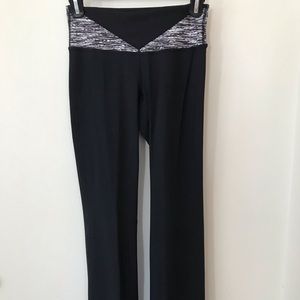 CAbi yoga pants - Black w/gray trim - XS